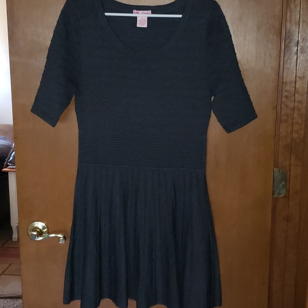 Gray dress